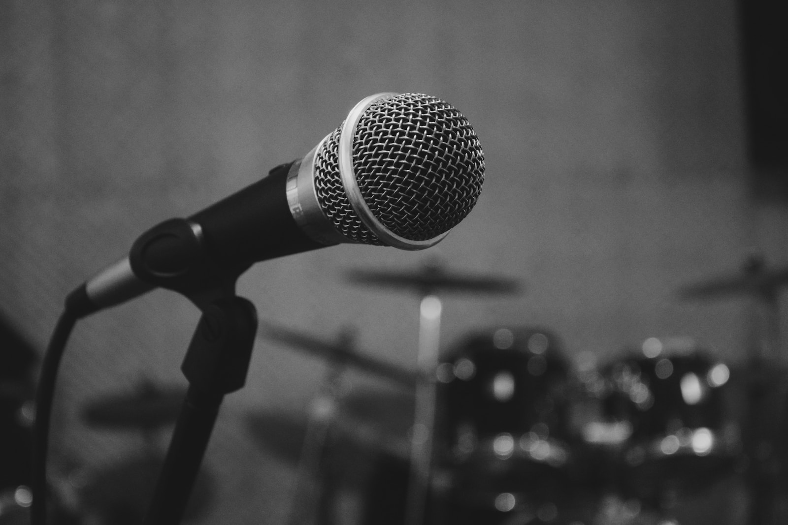Navigating PR: The Role of Public Relations in the Music Industry